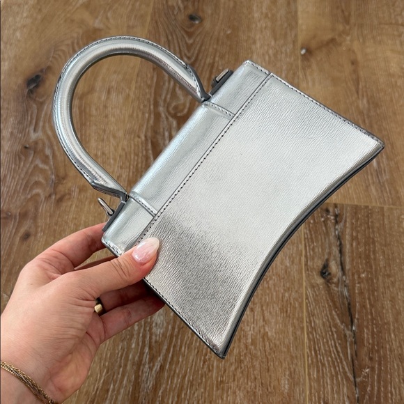 Balenciaga Hourglass XS Silver - Picture 5 of 11